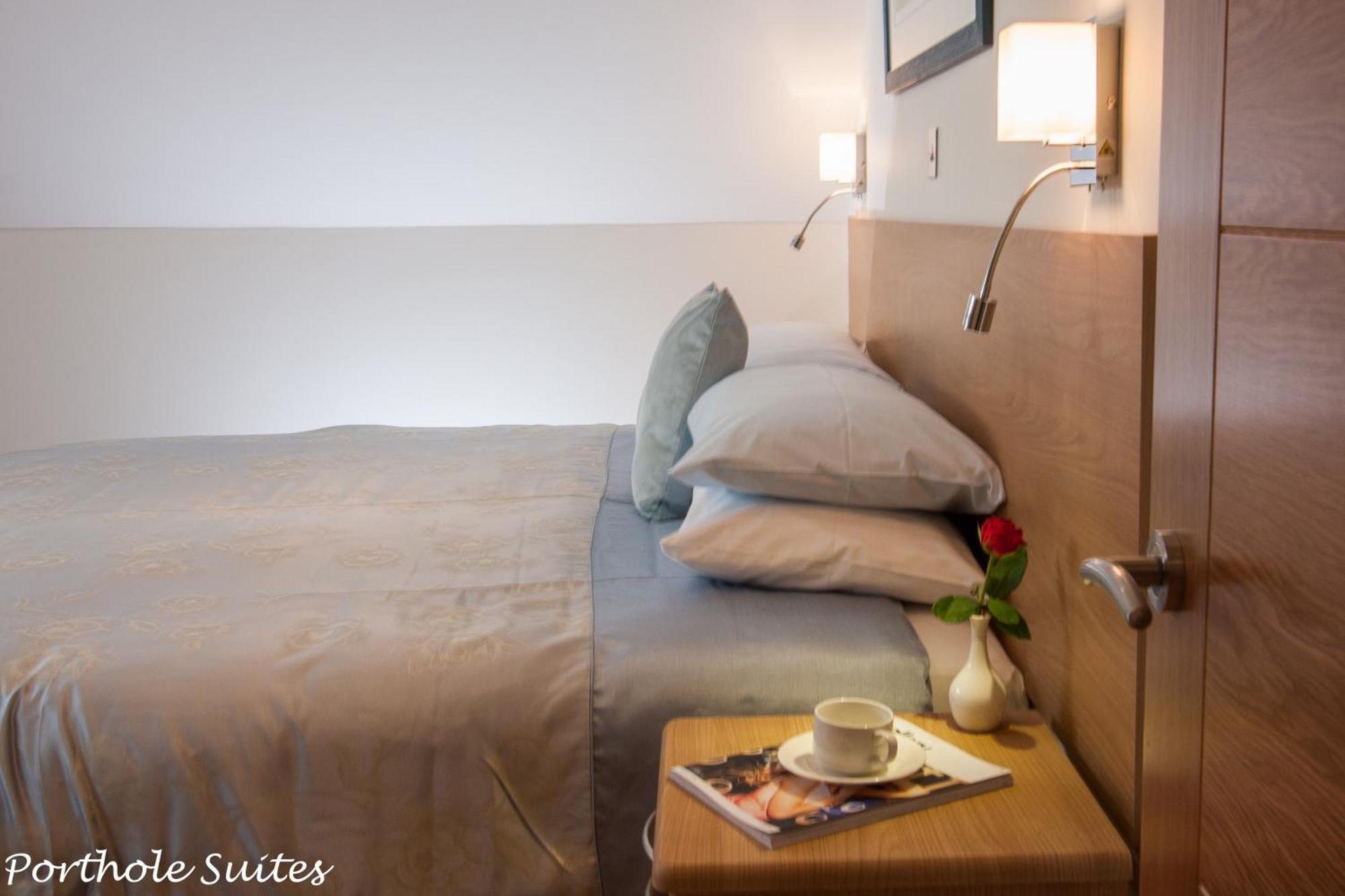 Porthole Suites 세인트오빈 객실 사진