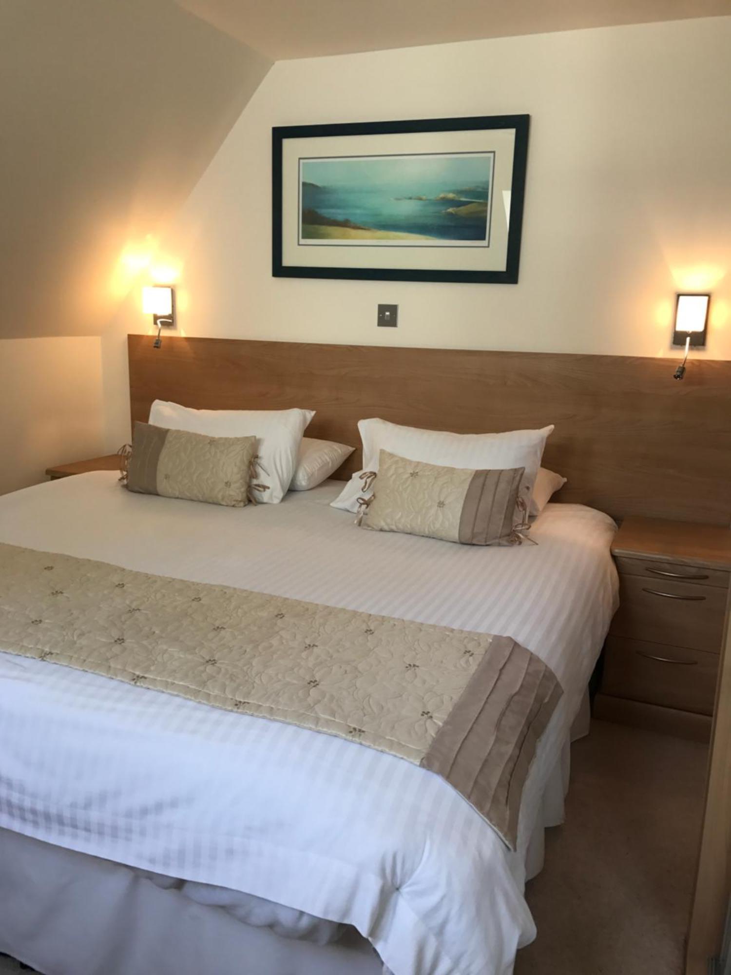 Porthole Suites 세인트오빈 외부 사진